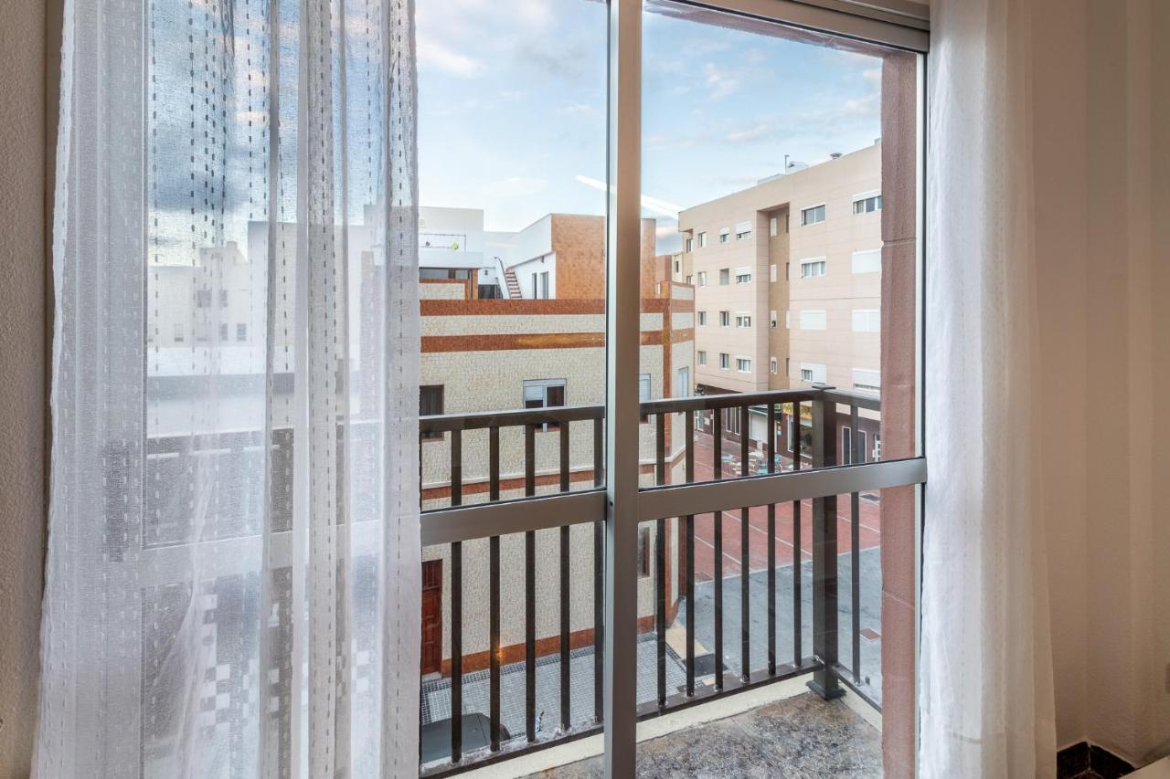Flatguest Cicer - 3Bdr + Balcony + Beach Las Palmas de Gran Canaria Exterior foto