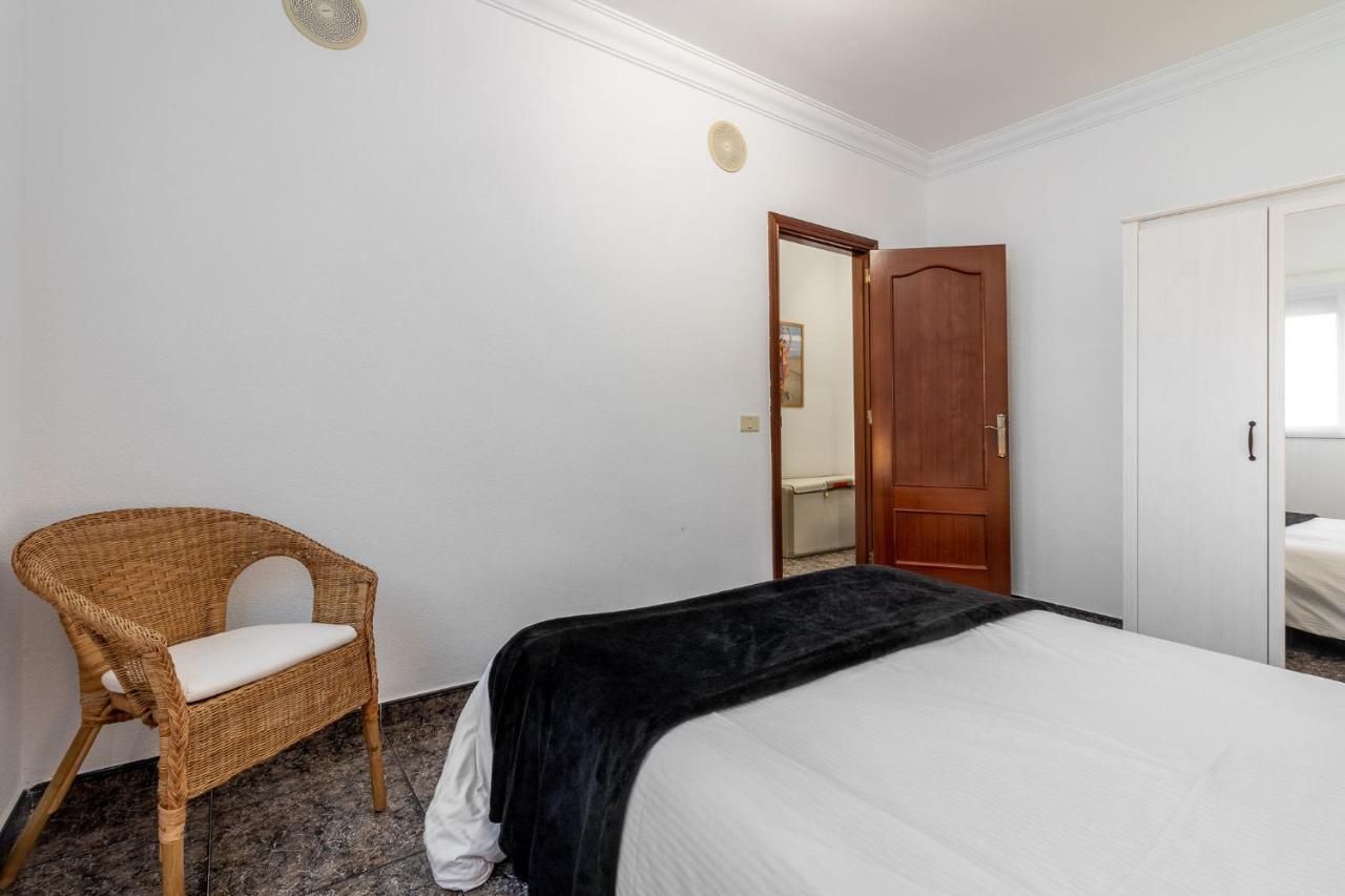 Flatguest Cicer - 3Bdr + Balcony + Beach Las Palmas de Gran Canaria Exterior foto